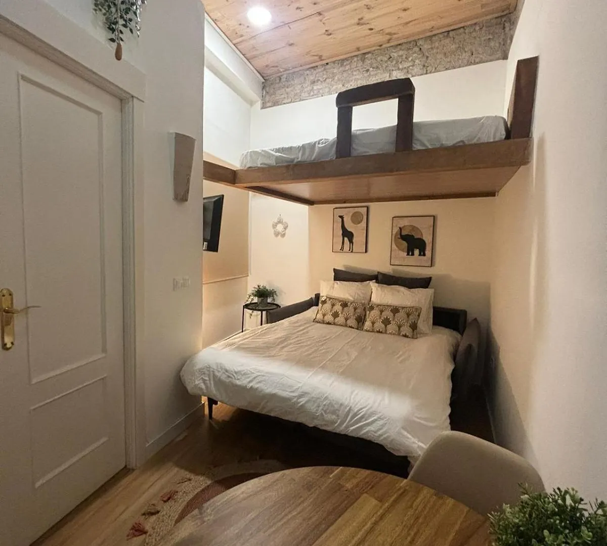 Estudio En El Centro De Μάλαγα